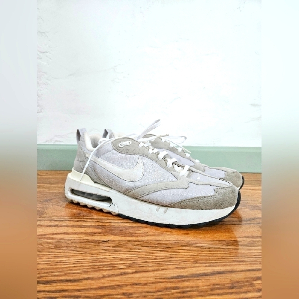 NIKE Air Max Dawn White Running Sneakers Men